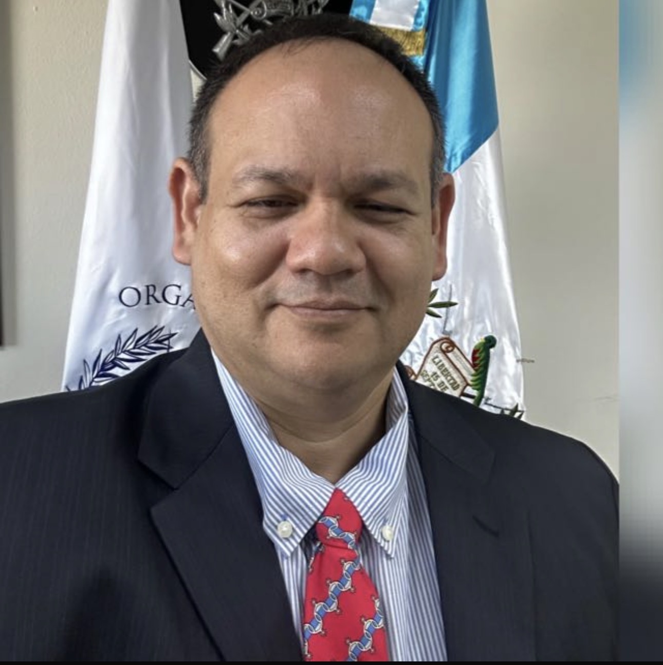 EDY OTONIEL DE LEÓN MORALES